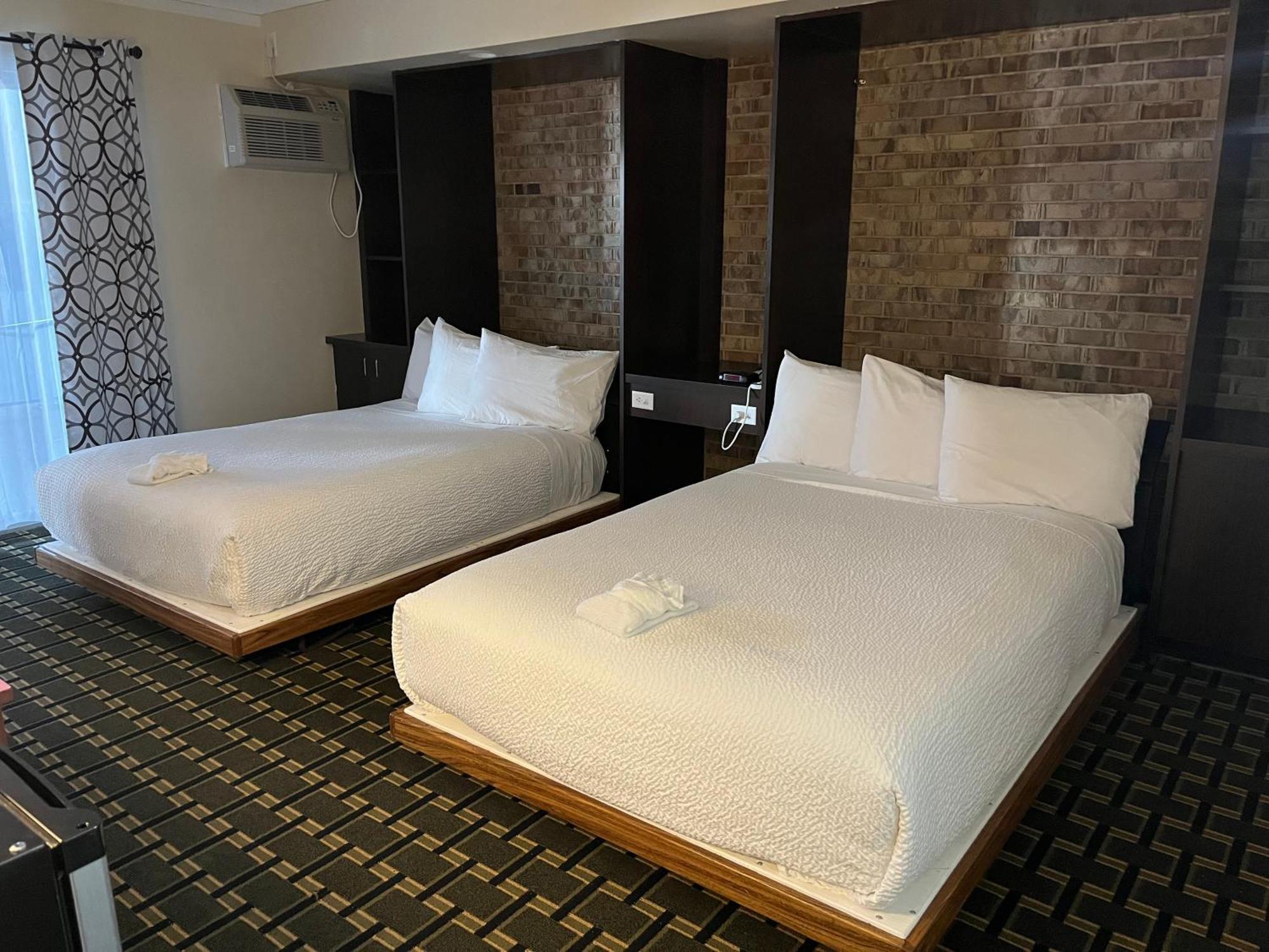The Hudson Inn Morris Habitación foto